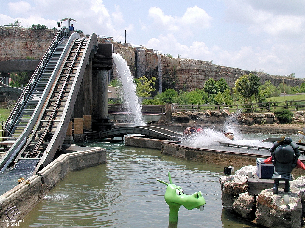 Bugs' White Water Rapids