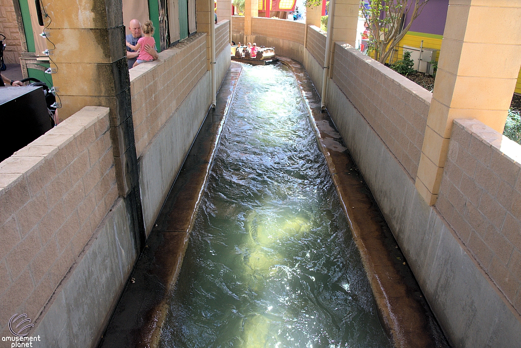 Bugs' White Water Rapids