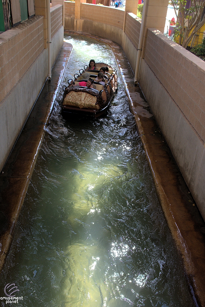 Bugs' White Water Rapids