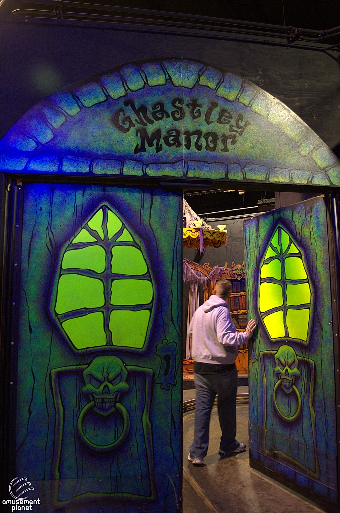 Scooby-Doo Ghostblasters: The Mystery of the Haunted Mansion