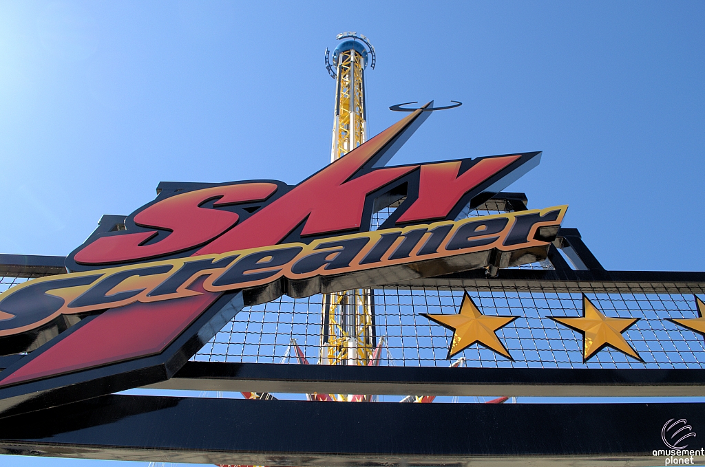 Supergirl Sky Flight
