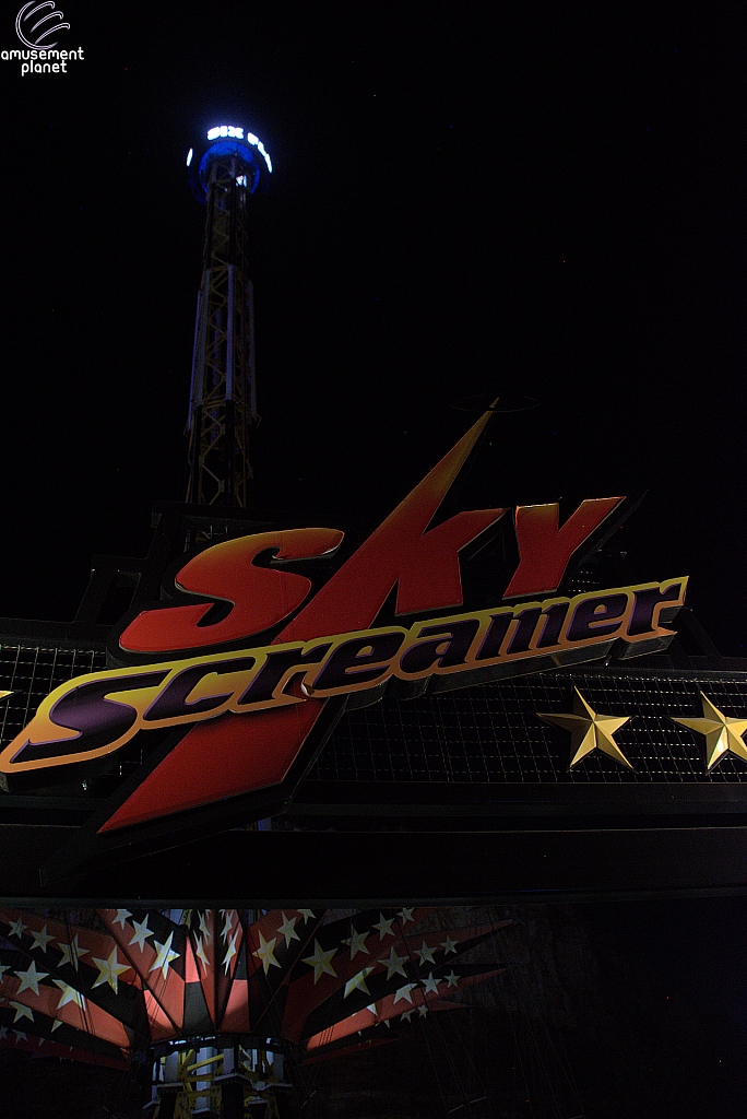 Supergirl Sky Flight