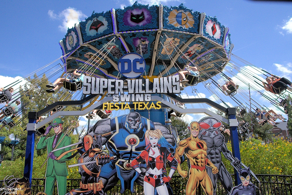 Super-Villains Swing