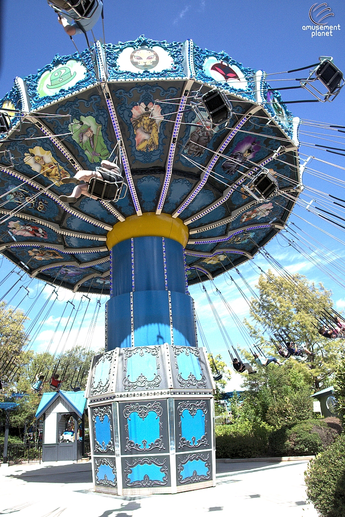 Super-Villains Swing