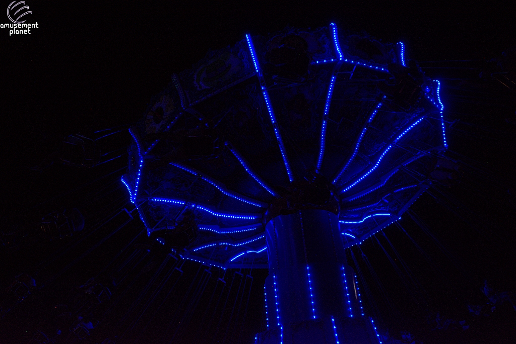 Super-Villains Swing