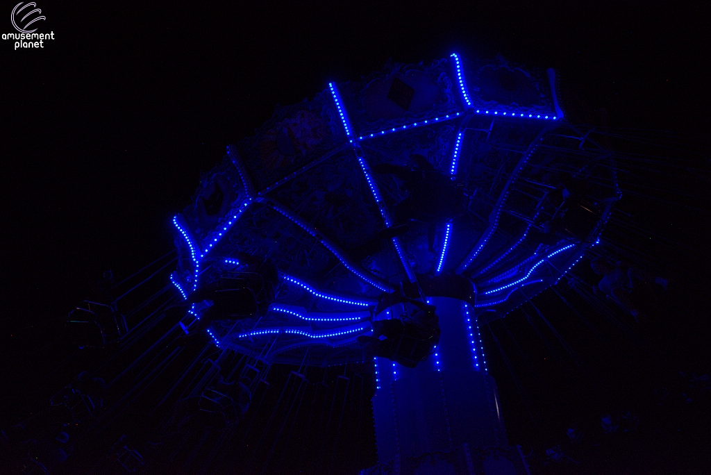 Super-Villains Swing