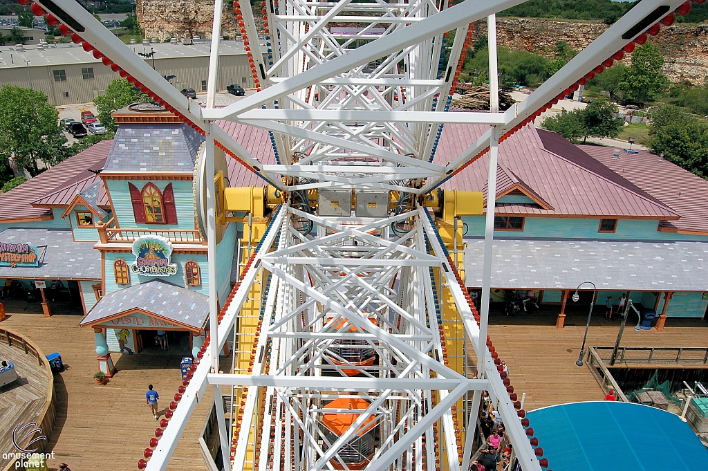 Crow's Nest Ferris Wheel