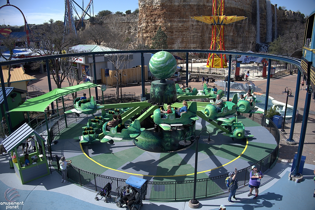Green Lantern Emerald Flight