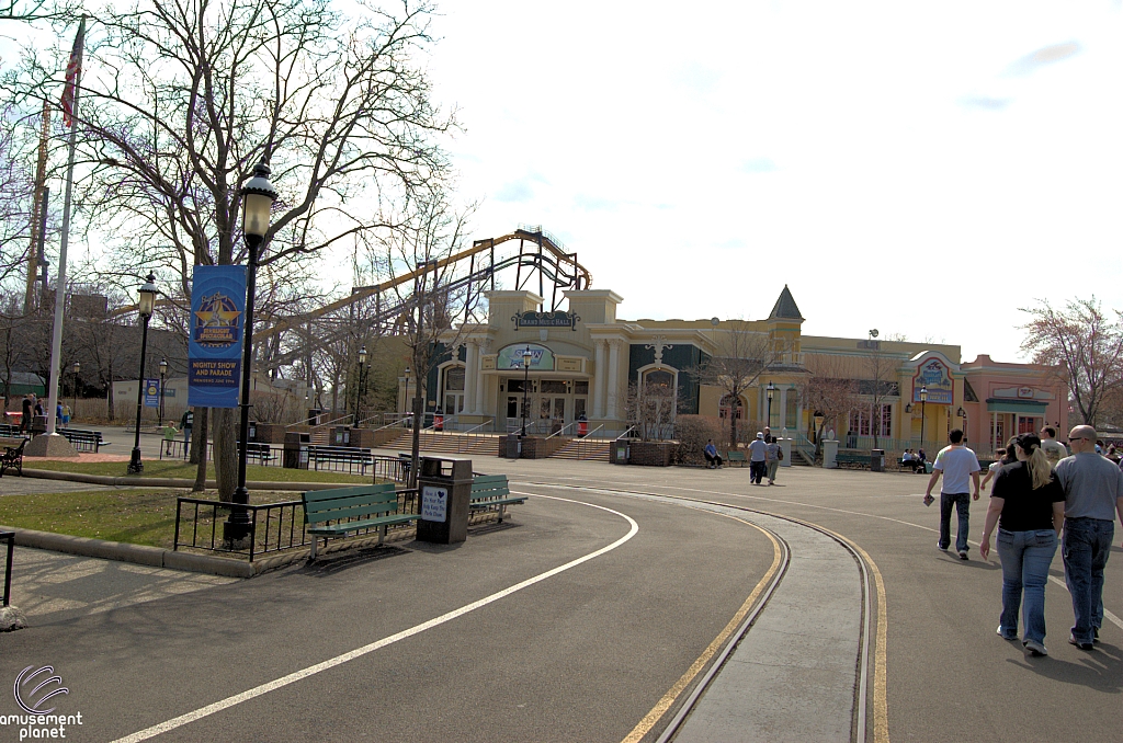 Six Flags Great American