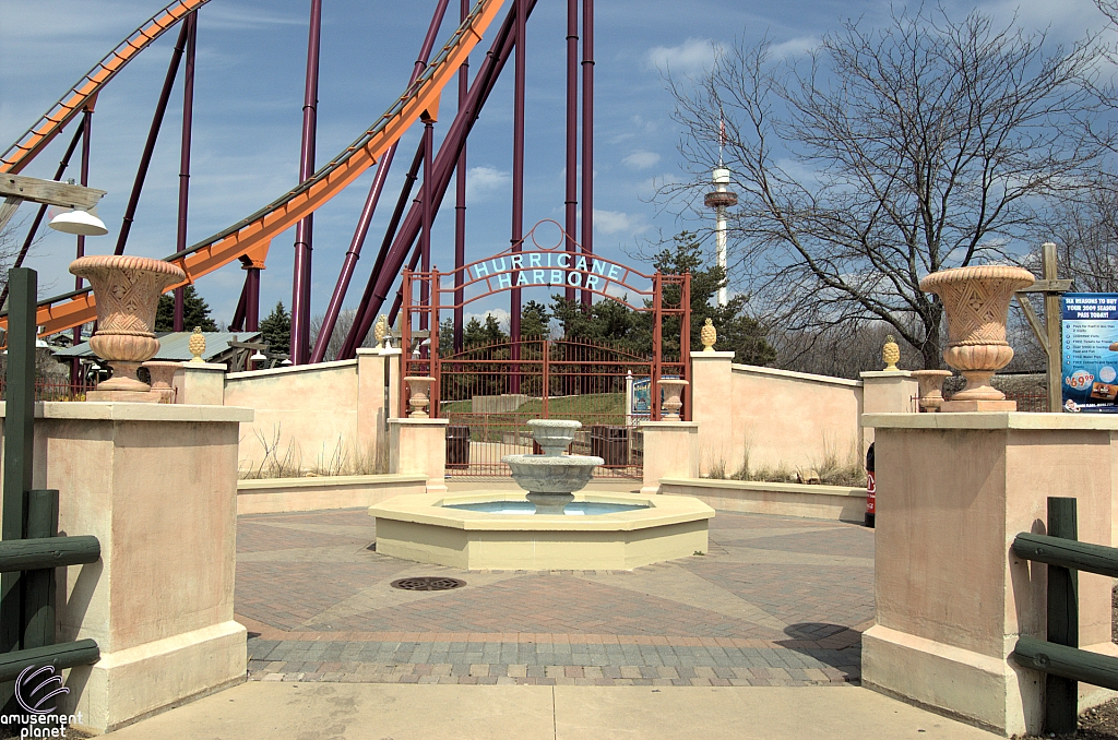 Six Flags Hurricane Harbor