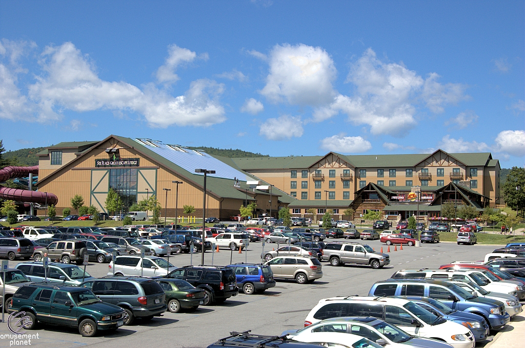 Six Flags Great Escape Lodge
