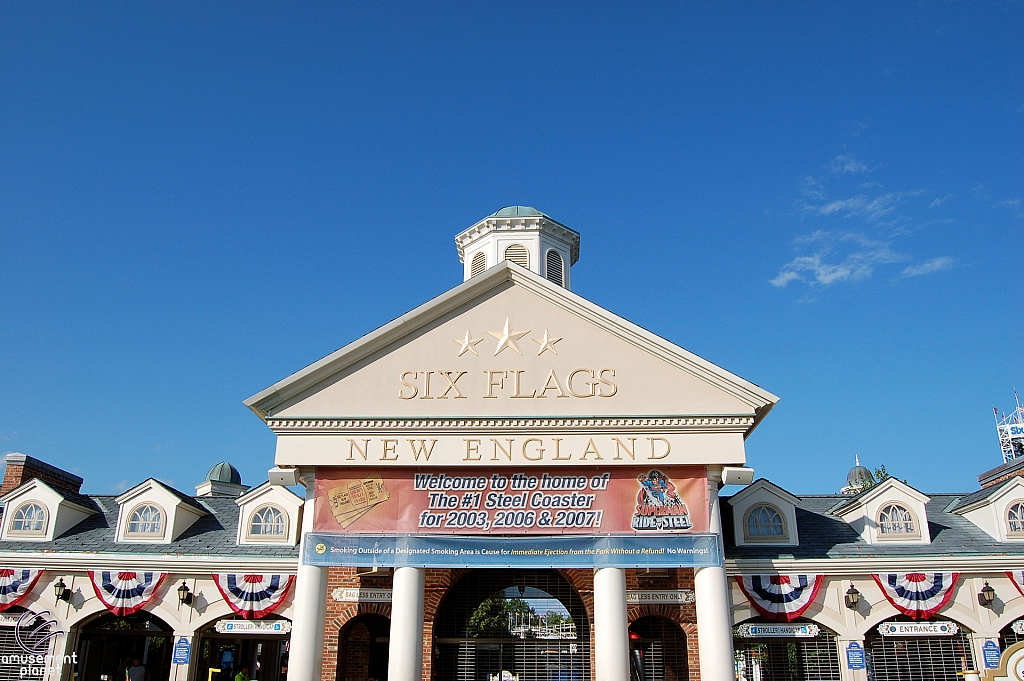 Six Flags New England