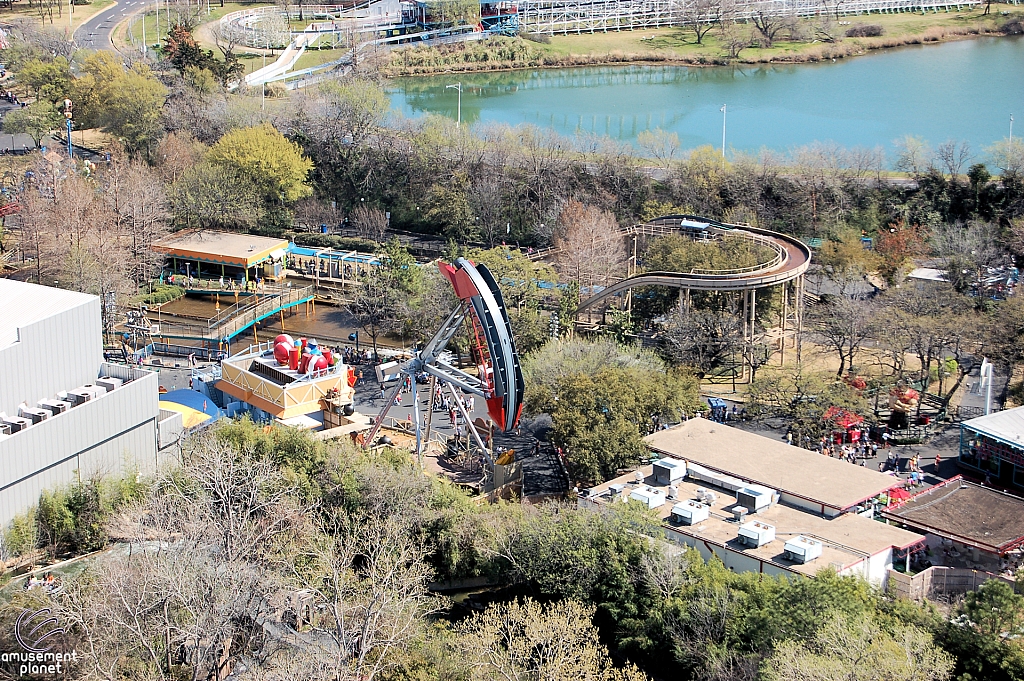 Six Flags Over Texas