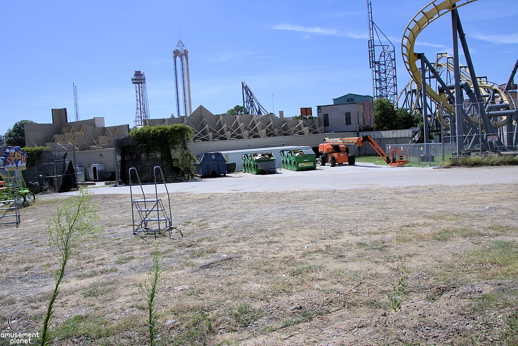 Six Flags Over Texas