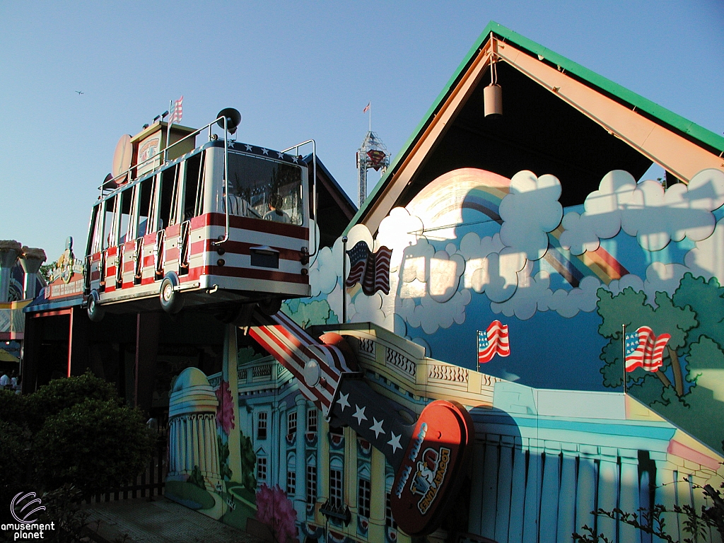 Looney Tune's Capitol Tours