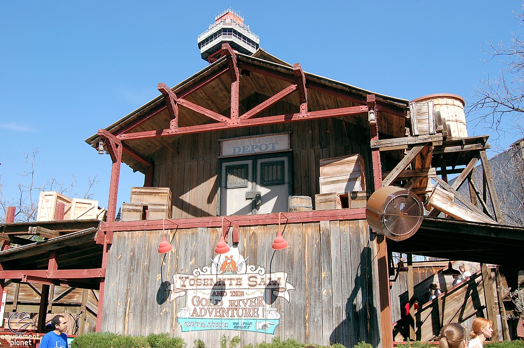 Yosemite Sam and the Gold River Adventure