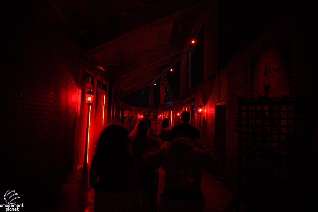Howl-O-Scream 2025
