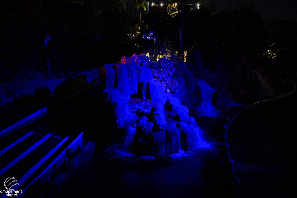 Howl-O-Scream 2025
