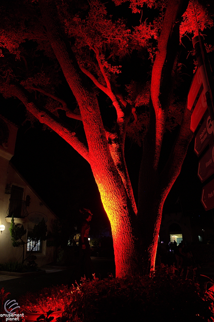 Howl-O-Scream 2025
