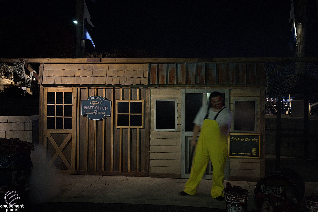 Howl-O-Scream 2025