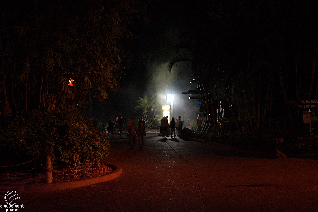 Howl-O-Scream 2025