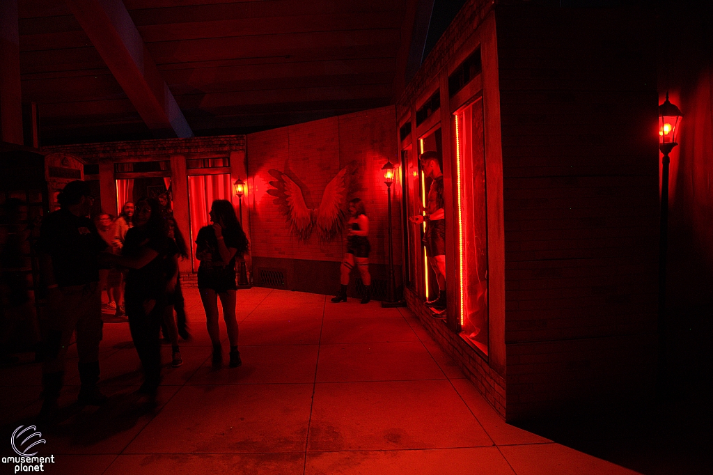 Howl-O-Scream 2025