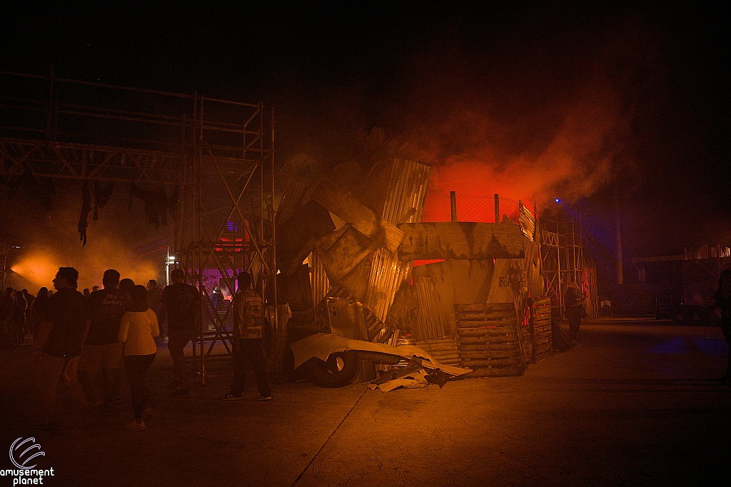 Howl-O-Scream 2025