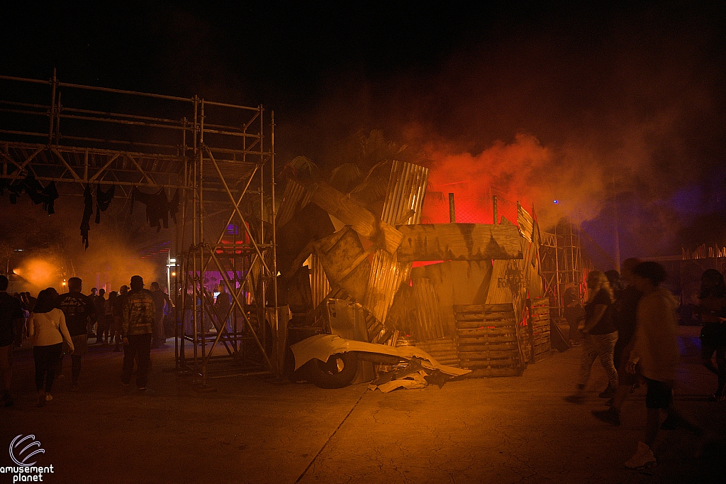 Howl-O-Scream 2025