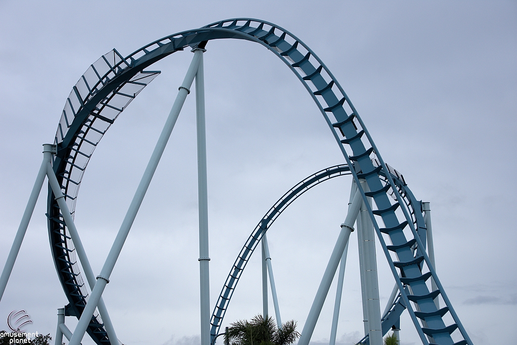 Pipeline: The Surf Coaster