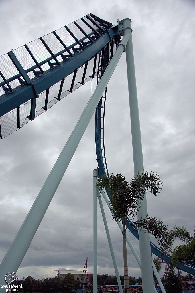 Pipeline: The Surf Coaster