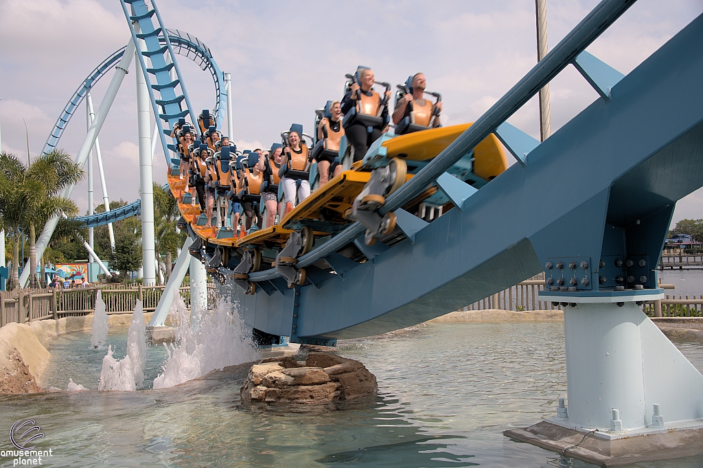Pipeline: The Surf Coaster