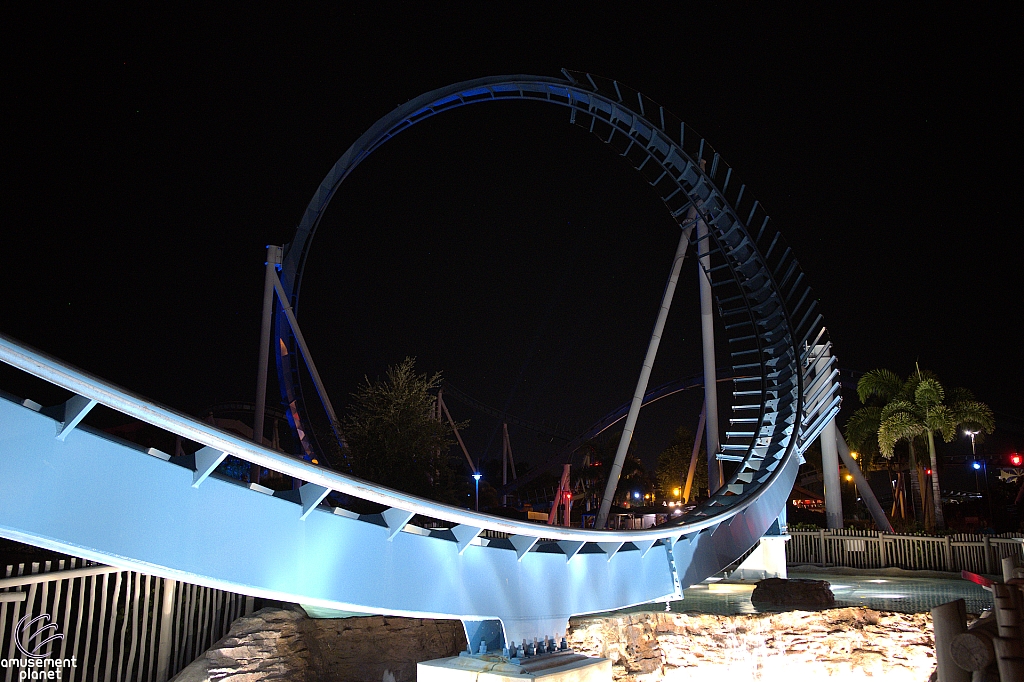 Pipeline: The Surf Coaster