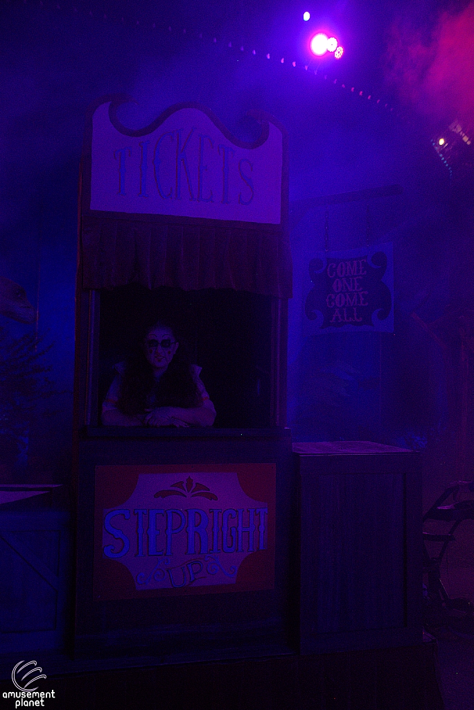 Howl-O-Scream 2021