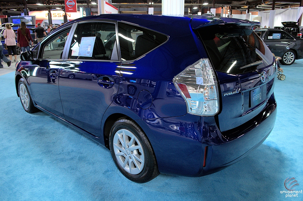 Prius V