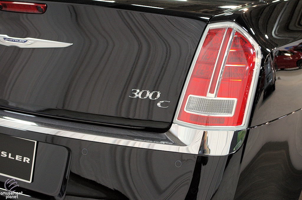 300C