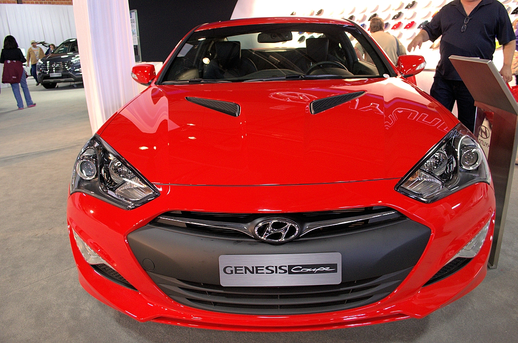 Genesis Coupe