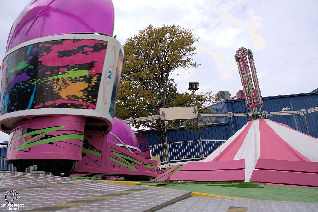 Tilt-A-Whirl