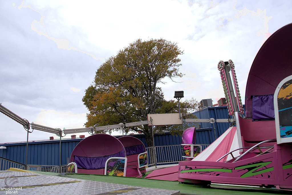 Tilt-A-Whirl