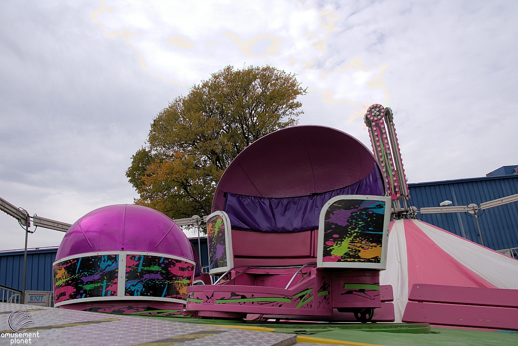 Tilt-A-Whirl