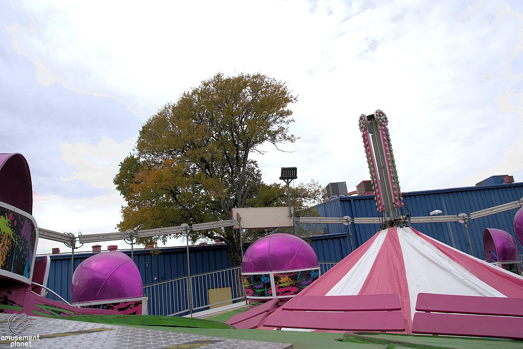 Tilt-A-Whirl