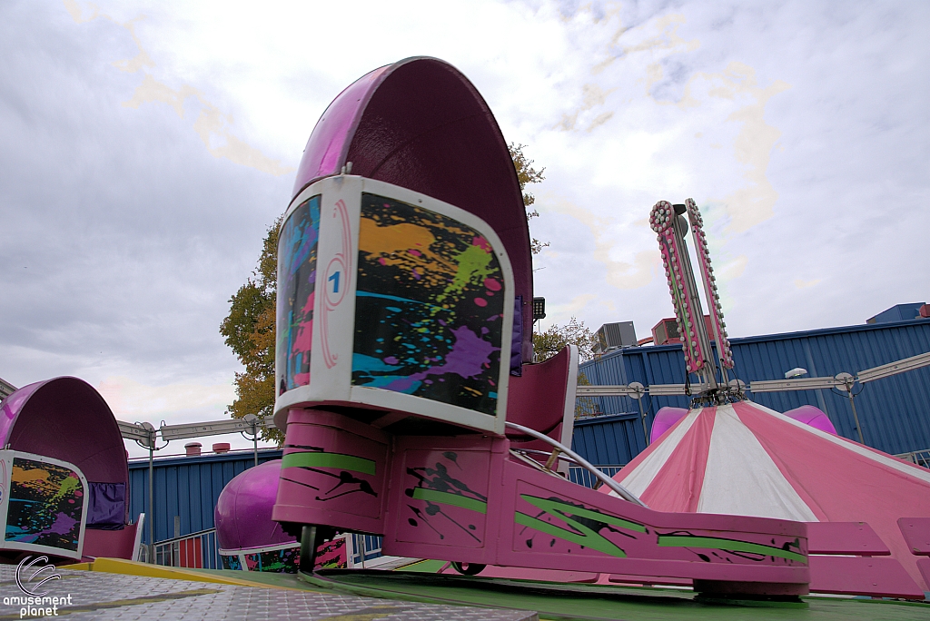 Tilt-A-Whirl