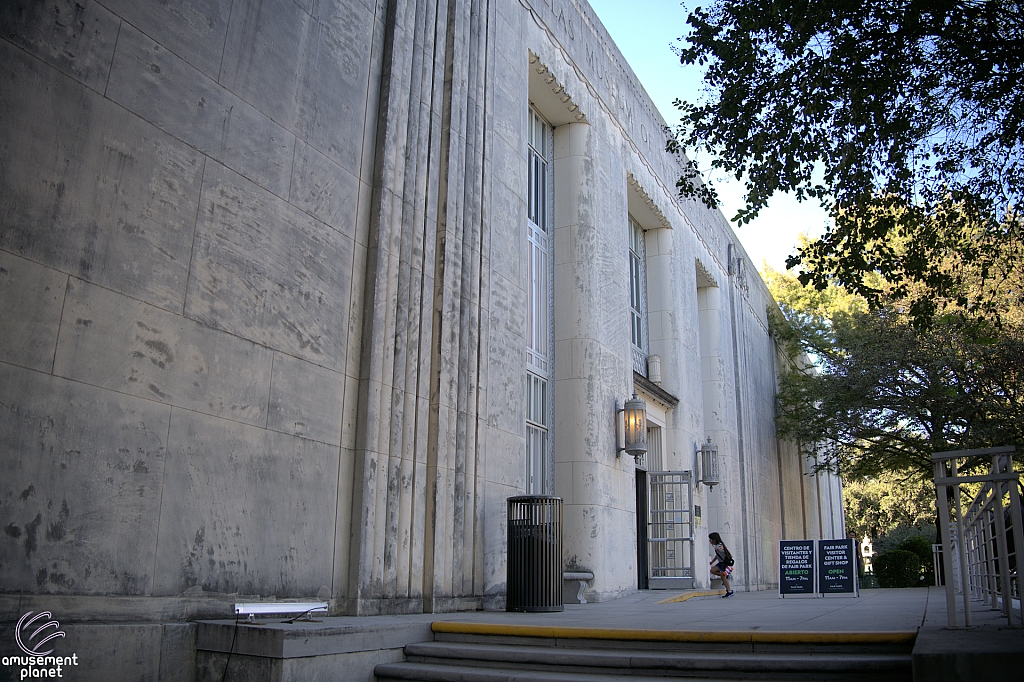 Fair Park Visitor's Center