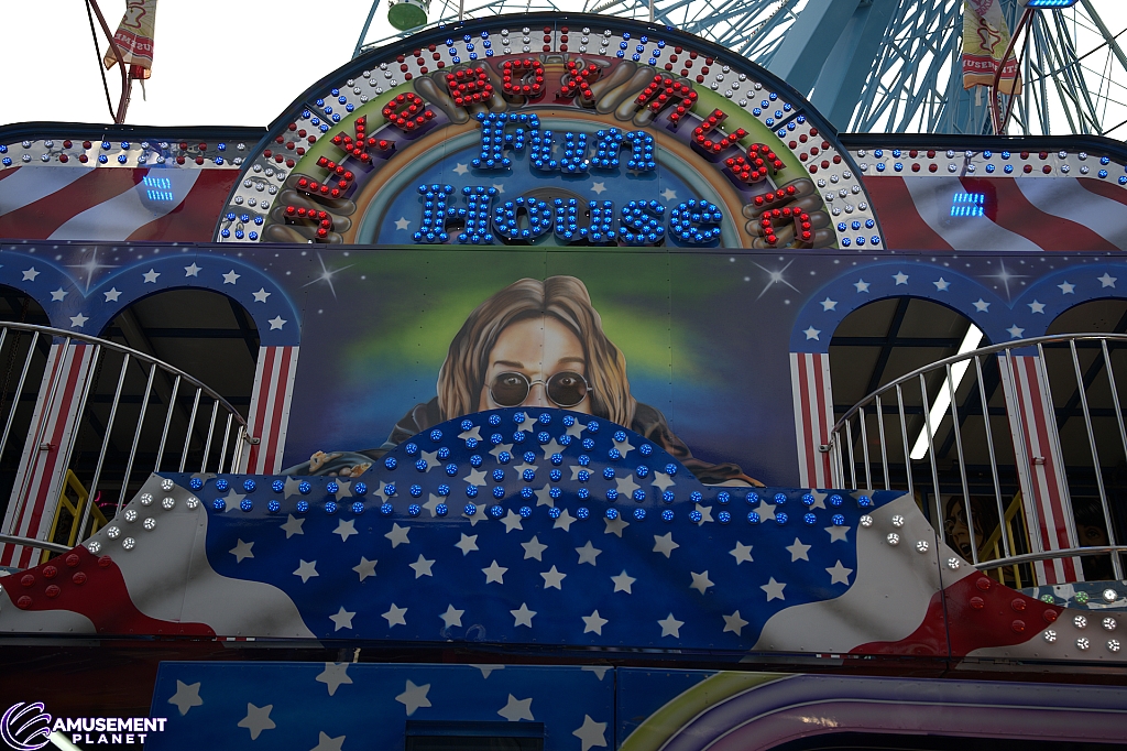 Juke Box Music Fun House