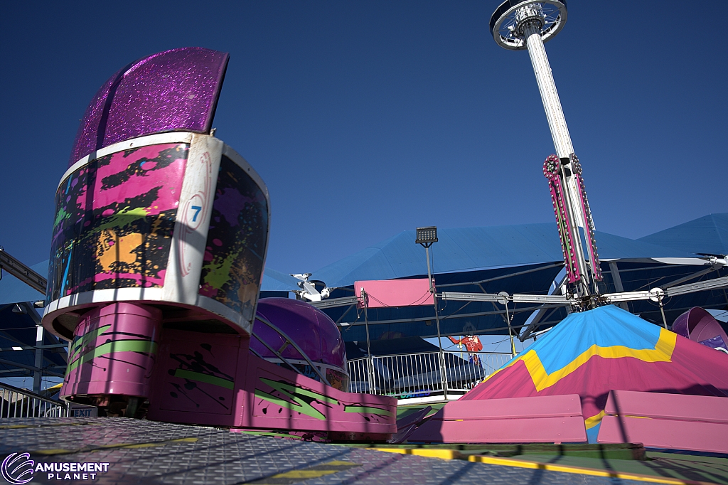 Tilt-A-Whirl