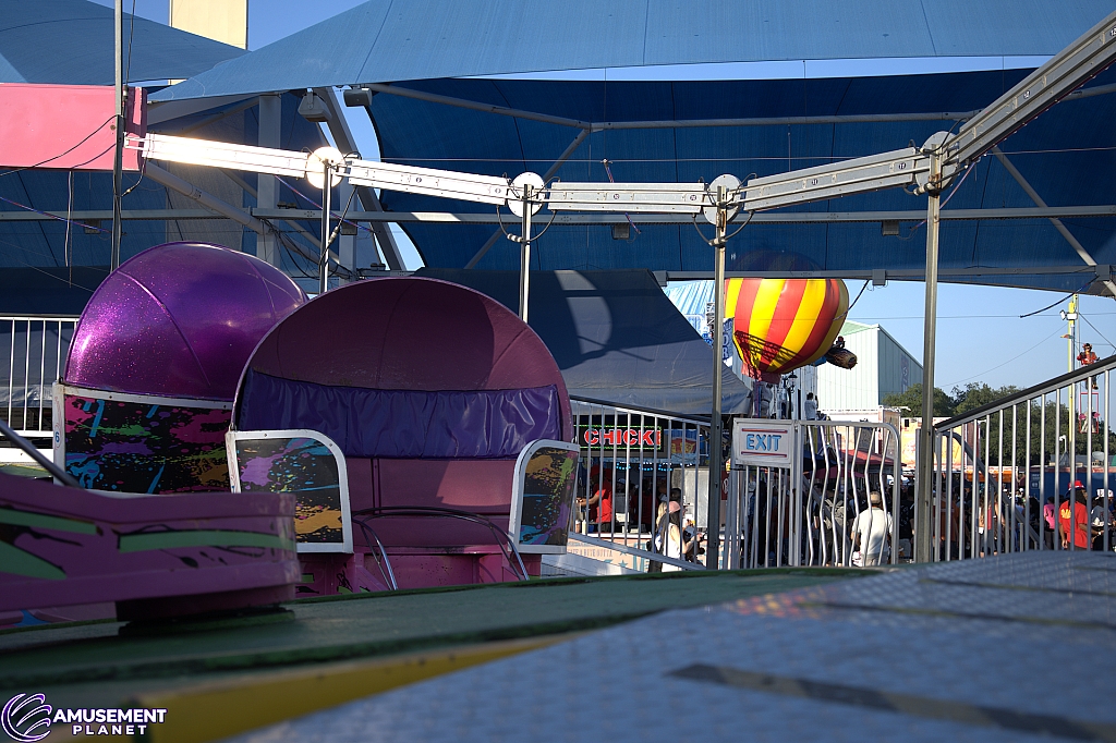 Tilt-A-Whirl