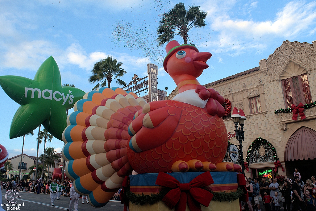 Macy's Holiday Parade 2015