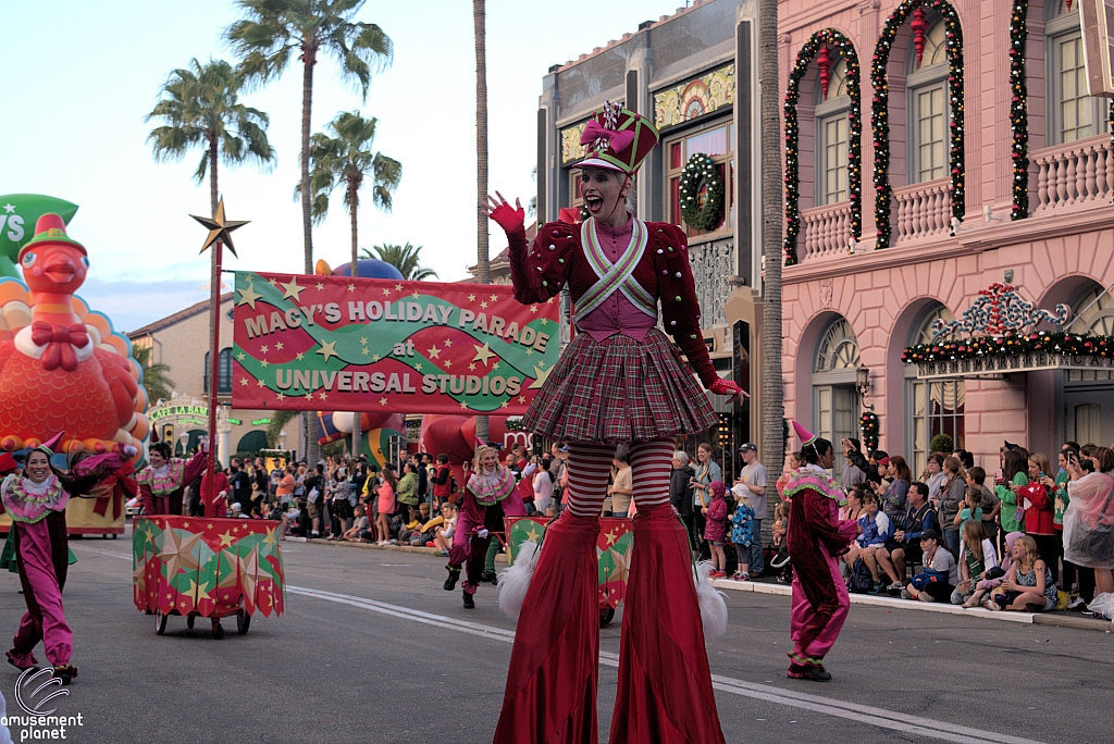 Macy's Holiday Parade 2015