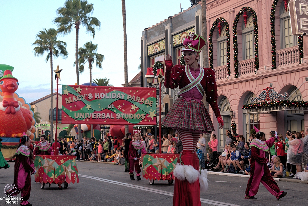 Macy's Holiday Parade 2015