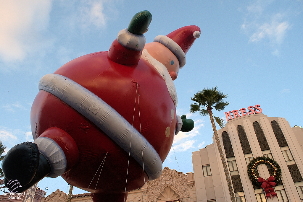 Macy's Holiday Parade 2015