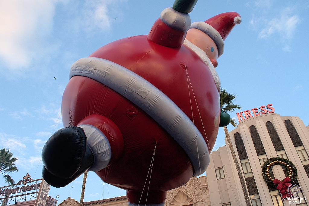 Macy's Holiday Parade 2015